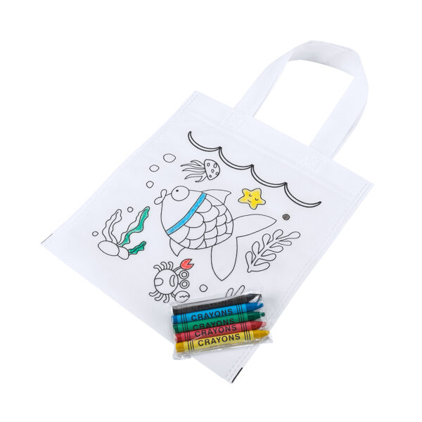 Children´s non-woven bag with design for coloring. Includes 5 waxes in varied colors.