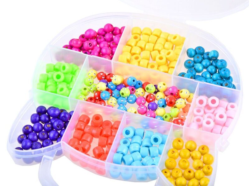 Colorful Pearls in a jewelry box LON3267ZA